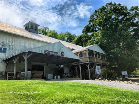 20+ Best Wineries in Hudson Valley | Wine Tastings, Winery Map & More