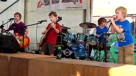 The Mini Band, A Rock Band Featuring Kids Aged 8-10 Years Old | Enter sandman, Metallica, Sandman