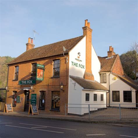 The Fox Inn - Updated 2024, Gastro Pub in Farnham, Surrey