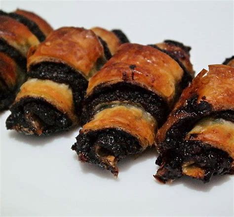 Chocolate Cream Cheese Rugelach ⋆ Filled Cookies ⋆ Christmas-Cookies ...