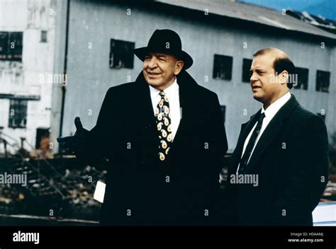 THE COMMISH, from left: Telly Savalas, Michael Chiklis, 'The Frame ...