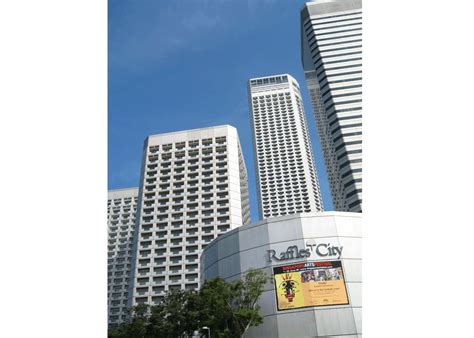 Raffles City Shopping Centre - Greenroofs.com