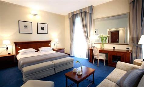 Naples Accommodation | Luxury hotels Naples Italy | Starhotels Terminus