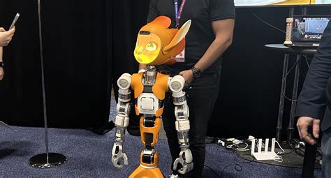 CES 2024: The Mirokai anime-inspired robot draws a crowd at Unveiled - Blog - Creative Collaboration