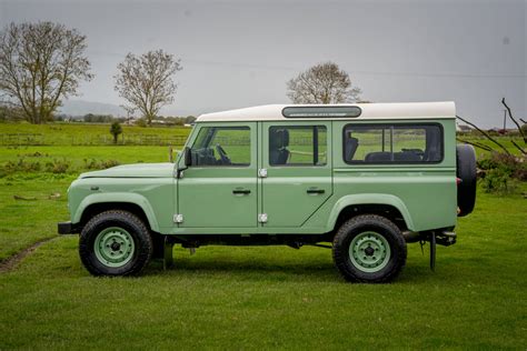 Land Rover Defender 110 Station Wagon Heritage Edition (DK63 XYB) - Williams Classics