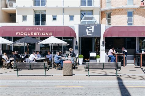 Outside Dining, Christchurch, NZ - Neat Places