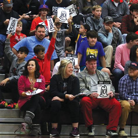 A slamming great time... Slam dunk contest always a fan favorite at Arby's Classic - www ...