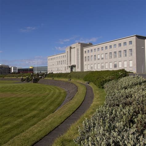 Faculty of Icelandic and Comparative Cultural Studies | University of Iceland