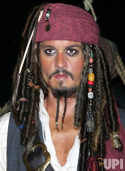 Johnny Depp Pirates Of The Caribbean Eye Makeup | Makeupview.co