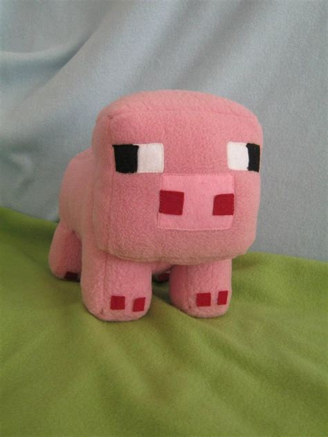 Minecraft Pig Plushie by PlushWorkshop Minecraft Box, Minecraft Creations, Minecraft Crafts ...