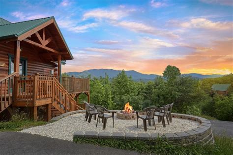 Gatlinburg TN Cabins | Smoky Mountain Rentals & Suites