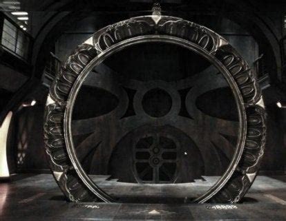 Step Into Stargate Universe's Rickety Steampunk Gate Room