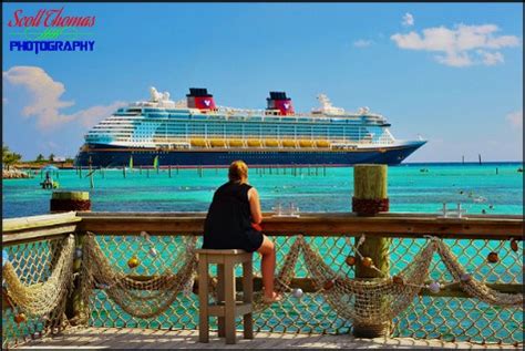 Disney Pic of the Week: Disney Dream at Castaway Cay - AllEars.Net