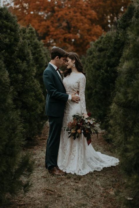 Charming Christmas Tree Farm Wedding Inspiration | Junebug Weddings