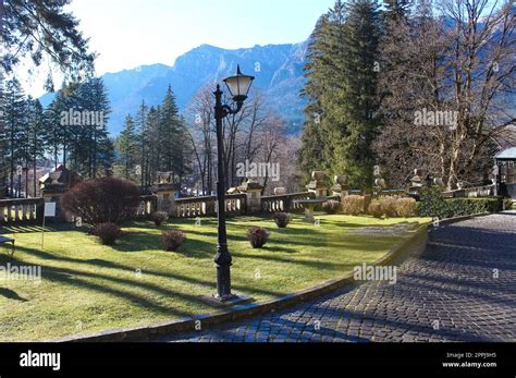 Sunny winter landscape with Bucegi mountains and Busteni ski resort in Romania Stock Photo - Alamy