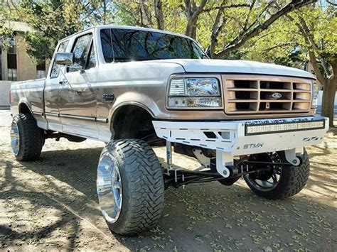 Lifted OBS ford with a nice front bumper | Diesel trucks ford, Lifted ford trucks, Ford obs