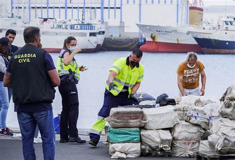 Five arrested in cocaine bust off Spain's Canary Islands | Reuters