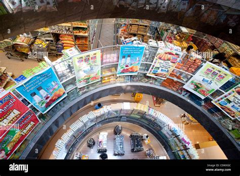 Mustafa Centre 24 hour department store Little India, Singapore Stock Photo, Royalty Free Image ...