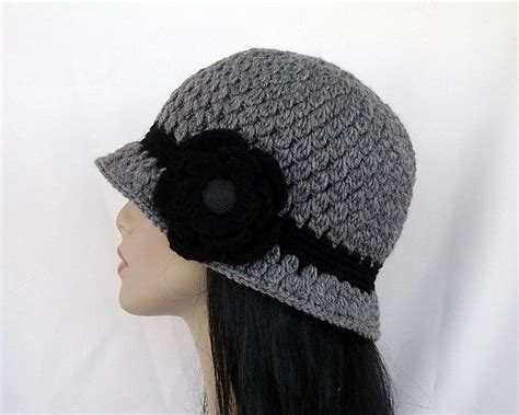 7 Knit Cloche Hat Patterns - The Funky Stitch