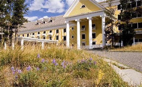 Lake Yellowstone Hotel And Cabins - Recreation.gov