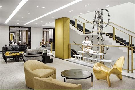 Chanel buys its Bond Street boutique for £310 million – Luxury London ...