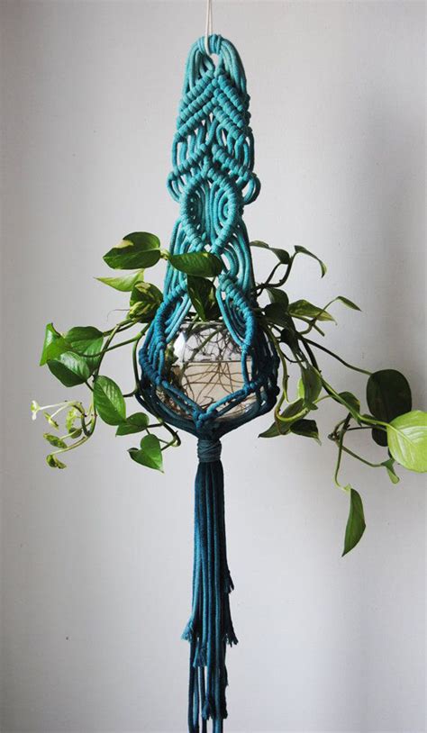 20 DIY Macrame Plant Hanger Patterns | Do it yourself ideas and projects