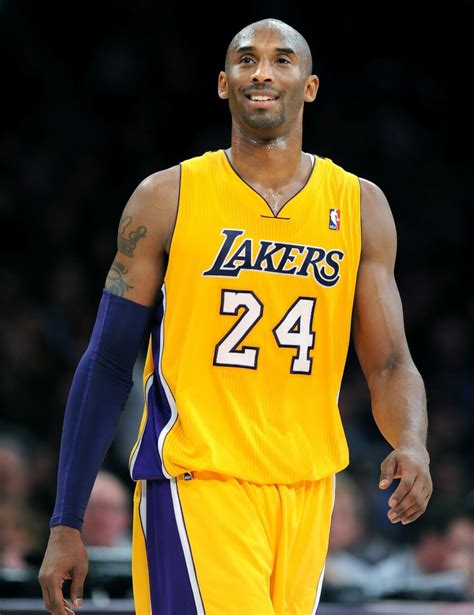 Lakers' Kobe Bryant gets new contract, but can he get another ring? - Los Angeles Times