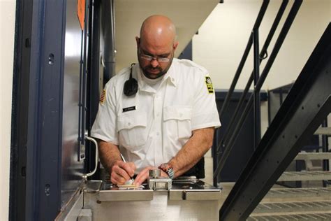 A day in the life of a correctional officer in a Pennsylvania state prison | State, National ...