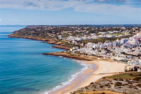 Praia da Luz - Lagos | The Algarve Beaches | Portugal Travel Guide