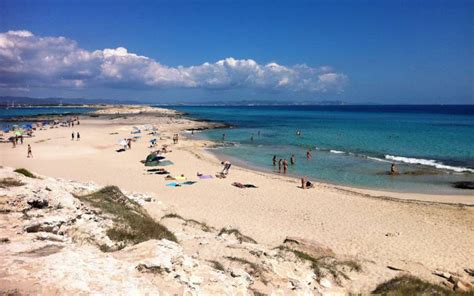 Playa de Ses Illetes / Formentera / Balearic Islands // World Beach Guide