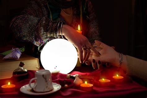 What to Expect When Getting Psychic Readings Done