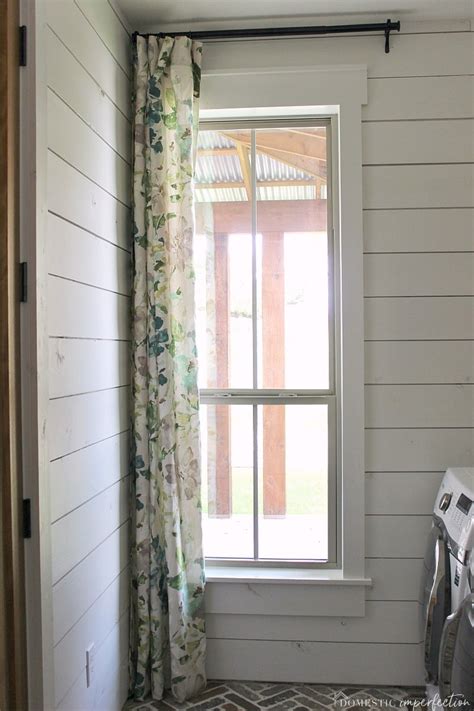 Simple Farmhouse Window Trim - Wildfire Interiors