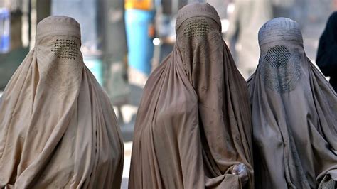 CMV: Other countries should follow France and ban the use of burqas ...