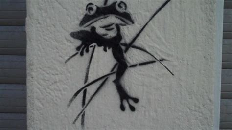 Frog Stencil - a photo on Flickriver