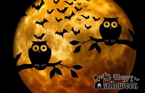 Clipart - Happy Halloween Full Moon Background