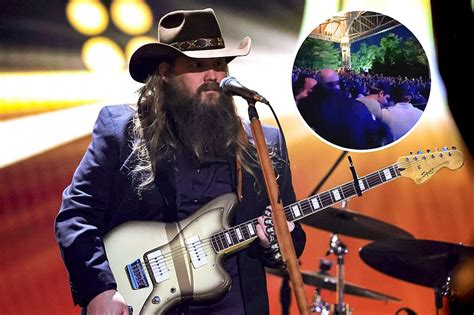 Chris Stapleton Tells Fighting Fans at His Show to 'Get Out'