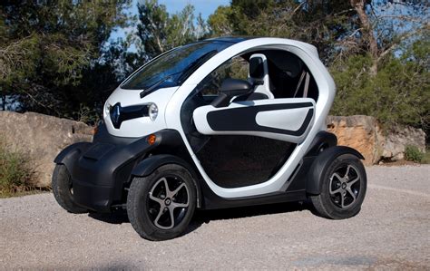 Will Open-Air Renault Twizy Electric Car Threaten New Smart ForTwo?