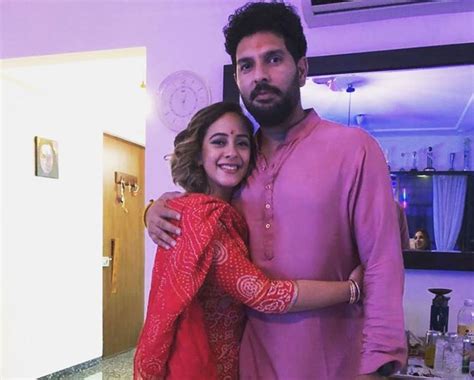 INSIDE PICS: Yuvraj Singh’s and his wife Hazel Keech's luxury apartment in Mumbai - Masala.com