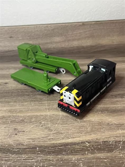 THOMAS FRIENDS TRACKMASTER Mavis Breakdown Train Crane Motorized TOMY Car 2002 £17.43 - PicClick UK