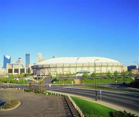 Hubert H. Humphrey Metrodome Photograph by Panoramic Images - Fine Art America