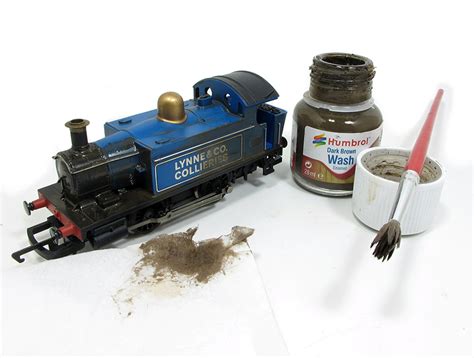 How to weather a locomotive using paint washes and powders - World Of ...