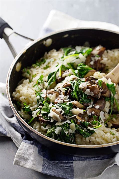 Garlic Butter Mushroom Risotto - Pinch of Yum