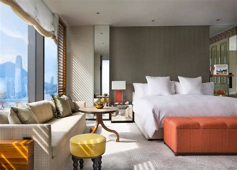 Harbour Corner Suite | Luxury Hotel Suite Hong Kong | Rosewood