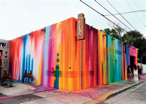 Colors Of Miami Homes / Open Apartments that Make Creative Use of ...