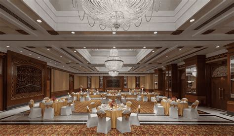 5 Star Hotel in New Delhi near District Center Saket - Sheraton New Delhi