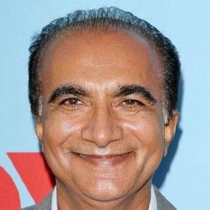 Iqbal Theba - Age, Family, Bio | Famous Birthdays