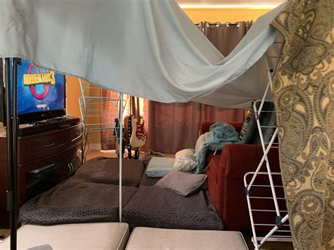 My husband and I made a pillow/blanket fort for our Borderlands 3 date night. We don’t have kids ...