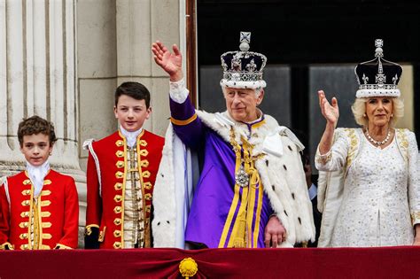 King Charles Releases His Official Coronation Portrait | Vanity Fair