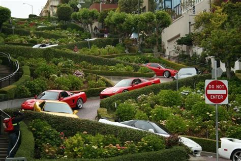 Lombard Street, The Most Winding Road in The World - Traveldigg.com