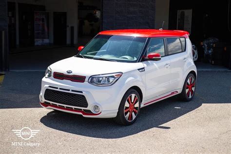 Dilawri Group of Companies | 2016 Kia Soul SE - White / Red | #M16664B